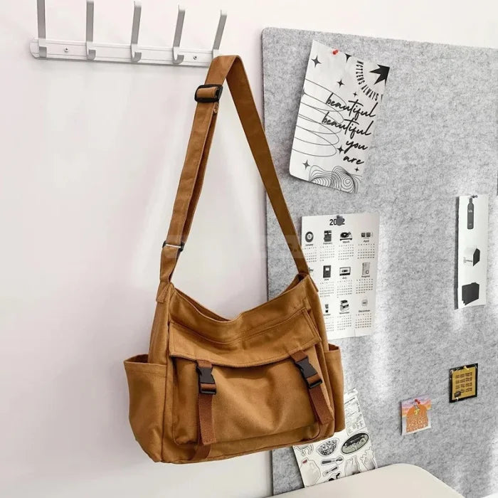 Oversized Messenger Bag - light brown